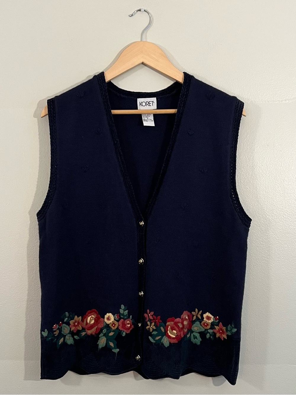 Vintage 90’s Koret Navy blue wool floral embroidered sweater vest Cottagecore